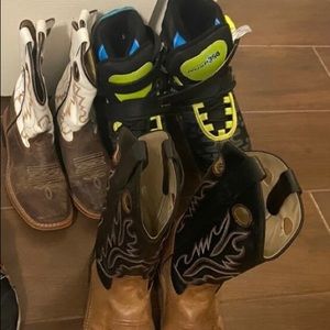 Kids boots camera paintball speaker